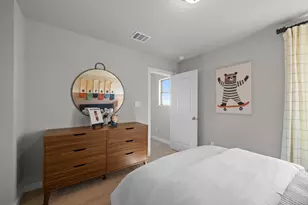 25529 Flora Bella Ln, Elgin, TX 78621 - Photo 19