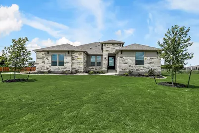 220 Scofield Avenue, Georgetown, TX 78628 - Photo 1