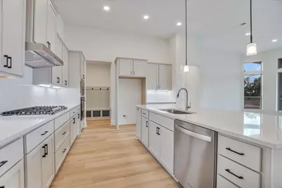 220 Scofield Avenue, Georgetown, TX 78628 - Photo 13