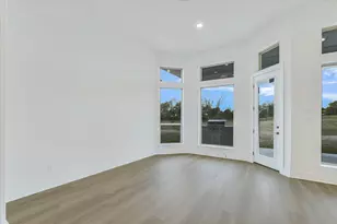 220 Scofield Ave, Georgetown, TX 78628 - Photo 11