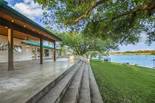 1704 Bluebonnet Ln, Kingsland, TX 78639 - Photo 7