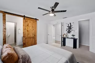 9404 Meadow Vale, Austin, TX 78758 - Photo 15