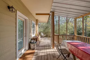 123 Bowie Trail, Luling, TX 78648 - Photo 11