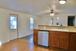 1504 Citation Cir, Del Valle, TX 78617 - Photo 13