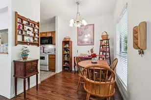 802 S 1st St, Austin, TX 78704 - Photo 3