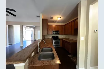 170 Rose Mayer Loop, La Grange, TX 78945 - Photo 9