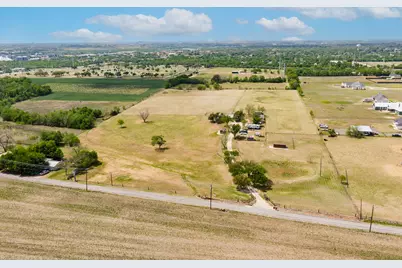 1001 Gravel Pit Road, Taylor, TX 76574 - Photo 35