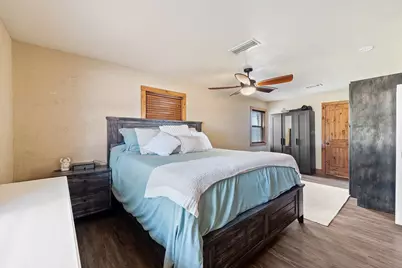 1001 Gravel Pit Road, Taylor, TX 76574 - Photo 11