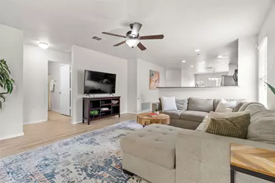 5713 Knoll Pines Pass, Austin, TX 78724 - Photo 3