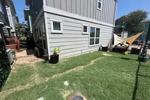2013 Tramson Dr, Austin, TX 78741 - Photo 15
