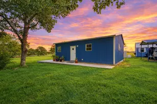 224 Old Coach Ln, Elgin, TX 78621 - Photo 1