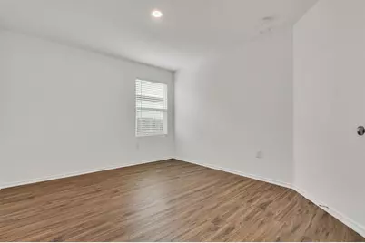 10721 Steinbeck Drive, Austin, TX 78747 - Photo 9