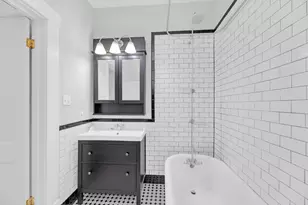 615 W 33rd St, Austin, TX 78705 - Photo 57