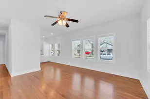 615 W 33rd St, Austin, TX 78705 - Photo 13