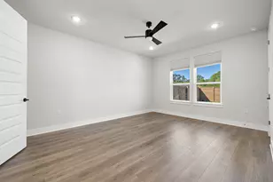 326 Smithsonian Ln, Kyle, TX 78640 - Photo 13