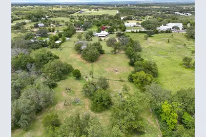 7866 County Road 404, Spicewood, TX 78669 - Photo 19