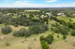 7866 Co Rd 404, Spicewood, TX 78669 - Photo 17