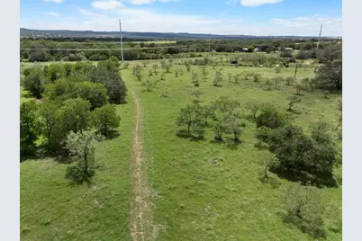 7866 County Road 404, Spicewood, TX 78669 - Photo 11
