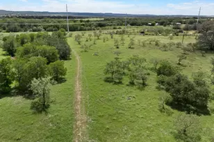 7866 Co Rd 404, Spicewood, TX 78669 - Photo 11