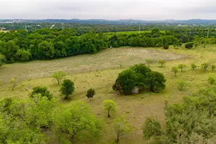 7866 Co Rd 404, Spicewood, TX 78669 - Photo 7