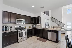 10308 Hatton Ln, Austin, TX 78754 - Photo 9