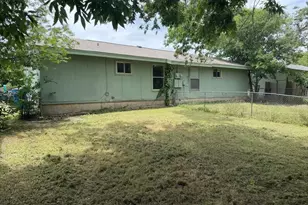 512 Lenora Dr, Taylor, TX 76574 - Photo 13