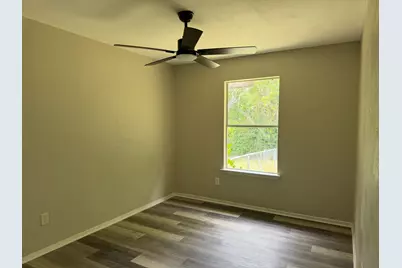 512 Lenora Drive, Taylor, TX 76574 - Photo 9