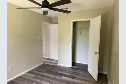 512 Lenora Drive, Taylor, TX 76574 - Photo 11