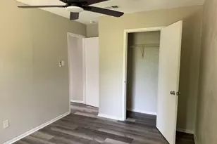 512 Lenora Dr, Taylor, TX 76574 - Photo 11