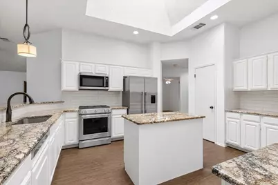 9005 Marthas Drive, Austin, TX 78717 - Photo 9
