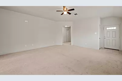172 Lake Glen, San Marcos, TX 78666 - Photo 3