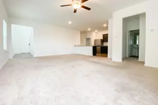 3891 Trail de Paris, New Braunfels, TX 78132 - Photo 9