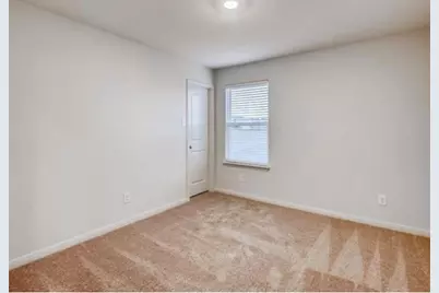 3891 Trail De Paris, New Braunfels, TX 78132 - Photo 15