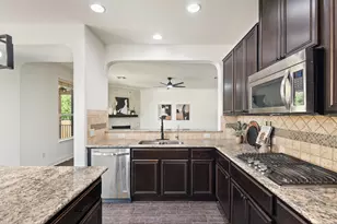 515 Westbury Ln, Georgetown, TX 78633 - Photo 9