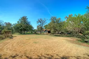 2300 Robin Rd, Manchaca, TX 78652 - Photo 31