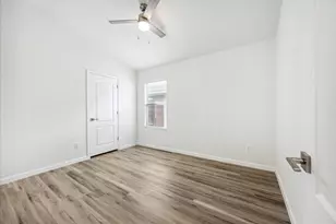 3303 Wickham Ln, Austin, TX 78725 - Photo 13