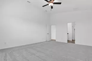214 Betsy Rd, Hutto, TX 78634 - Photo 9