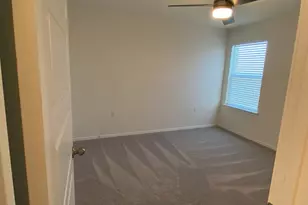4613 Syndicate Rd, Manor, TX 78653 - Photo 15