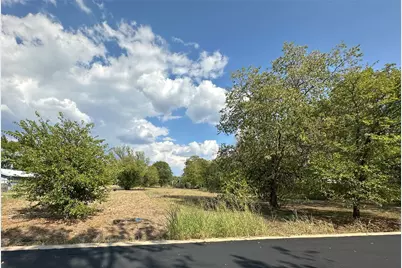 2208 B Pecan Street, Bastrop, TX 78602 - Photo 5