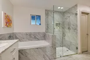 7101 Sungate Dr, Austin, TX 78731 - Photo 17