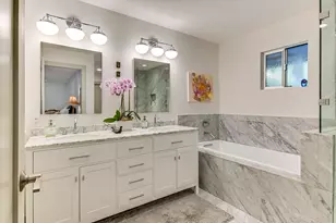 7101 Sungate Dr, Austin, TX 78731 - Photo 1