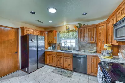 603 Sun Ray, Horseshoe Bay, TX 78657 - Photo 11