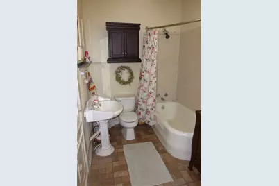 502 W 10th Street, Taylor, TX 76574 - Photo 21