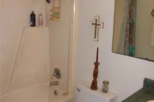 502 W 10th St, Taylor, TX 76574 - Photo 29