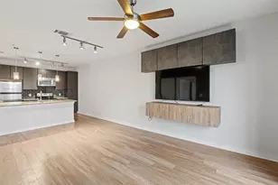 1900 Barton Springs Rd, Austin, TX 78704 - Photo 9