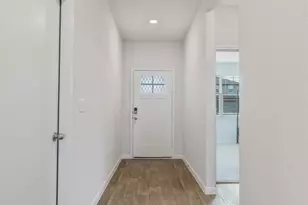 301 Brooklyn Dr, Georgetown, TX 78626 - Photo 3