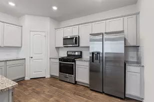 301 Brooklyn Dr, Georgetown, TX 78626 - Photo 5