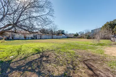 6908 Blessing Avenue, Austin, TX 78752 - Photo 11