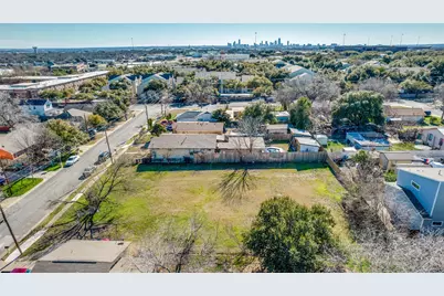 6908 Blessing Avenue, Austin, TX 78752 - Photo 13