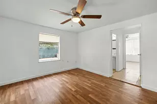 911 W 3rd St, Taylor, TX 76574 - Photo 25